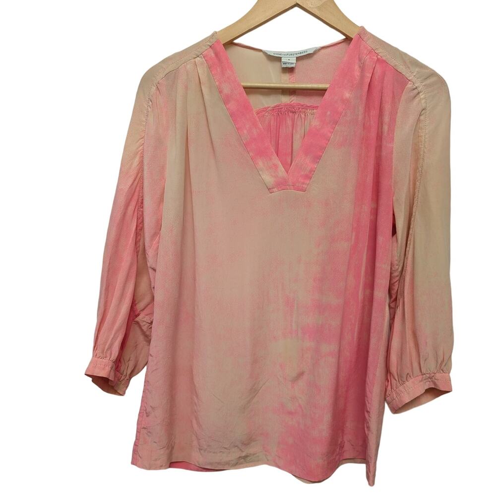 Diane Von Furstenberg New Cahil Printed Silk V-Neck Blouse Pink Boxy Fit Tie Dye